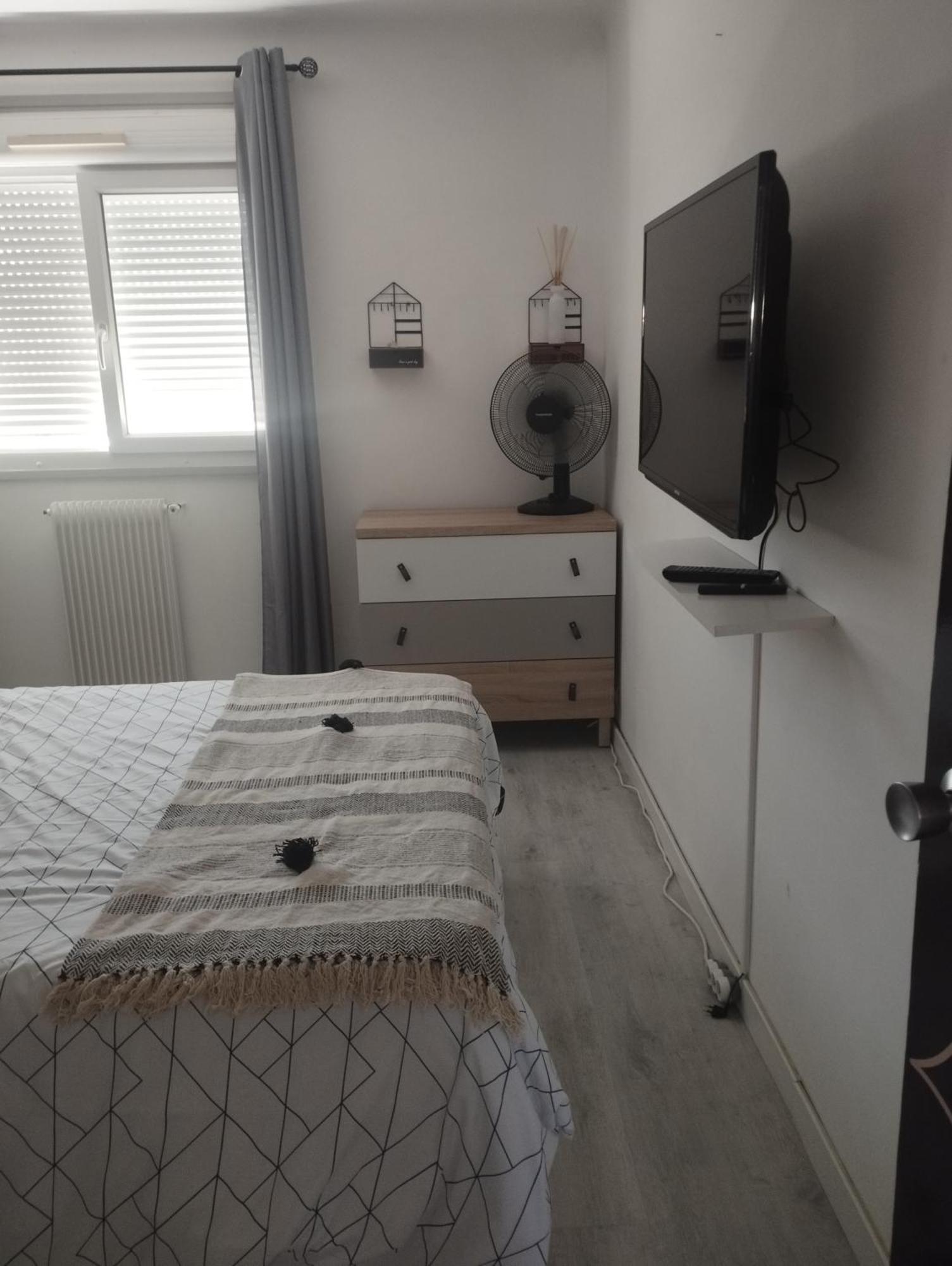Charmant Appartement 3 Pieces Мандельё-ла-Напуль Экстерьер фото